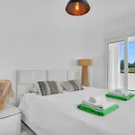 Villa Banus - Luxury 6 Bed By Finest