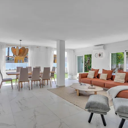 Banus - Luxury 6 Bed By Finest