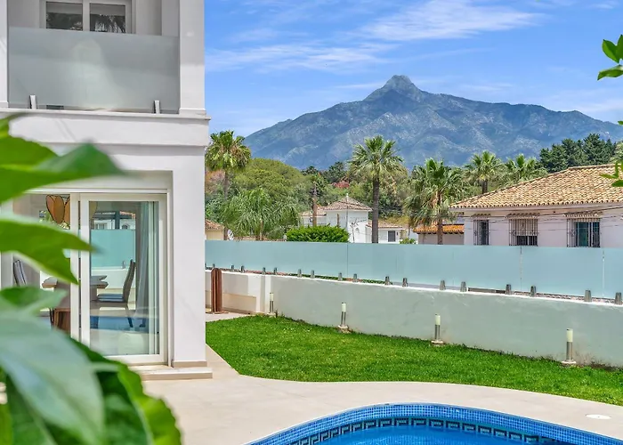 Villa Banus - Luxury 6 Bed By Finest Marbella